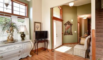 1699 Glade Dr SW, Altoona, IA 50009