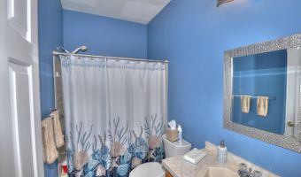 4 Symphony Ave, Bayville, NJ 08721