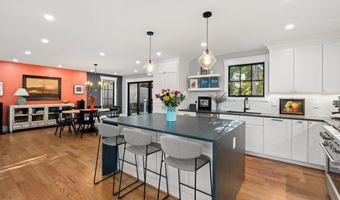 3608 ORLANDO Pl, Alexandria, VA 22305