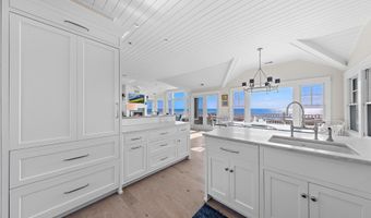 5 NINTH, Beach Haven, NJ 08008