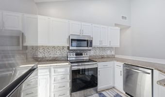 2048 Ocean Dr 2048, Avalon, NJ 08202