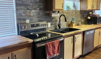 6070 Manzanita Ct, Angelus Oaks, CA 92305