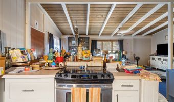 889 Alahaki St, Kailua, HI 96734