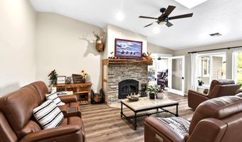 91403 Marbrook Ln, Blue River, OR 97413