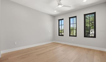 2422 MUSSELWHITE Ave, Orlando, FL 32804