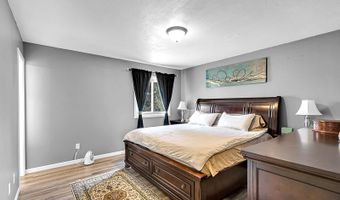 2105 BRIARWOOD Ln, Cheyenne, WY 82009