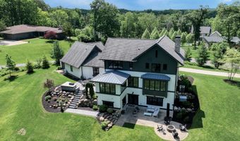 8279 Revado Hills Ct, Ada, MI 49301