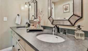 5617 Colodny Dr, Agoura Hills, CA 91301