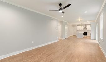450 Fremont Ave, Bayville, NJ 08721