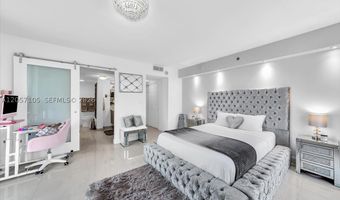 20515 E Country Club Dr 2048, Aventura, FL 33180