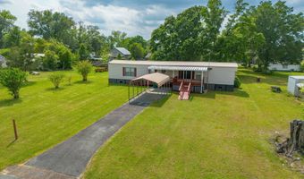 1749 Carolina St, Alford, FL 32420