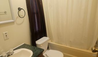 137 Hood Dr, Adel, GA 31620