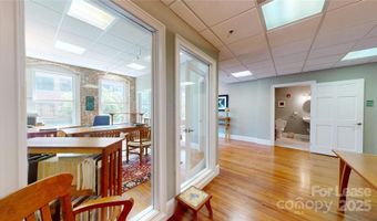 49 Broadway St 201, Asheville, NC 28801