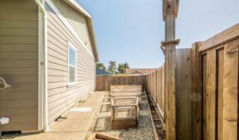 728 ROGERS Pl, Bandon, OR 97411