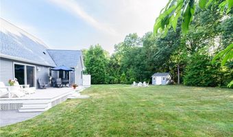 11 Kendall Ct, Charlestown, RI 02813