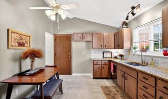 1319 Tahoe Valley Ct, Ballwin, MO 63021
