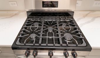 10500 MONTROSE Ave M4, Bethesda, MD 20814