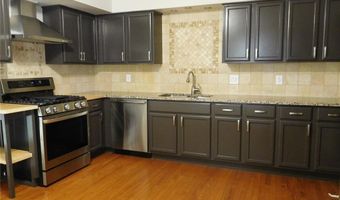 322 New Ballwin Rd, Ballwin, MO 63021