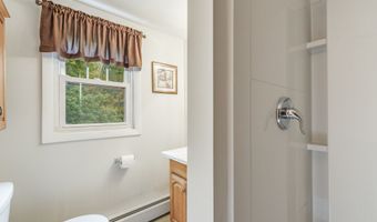 88 Rosemary Ln, Bristol, CT 06010