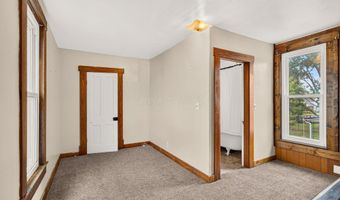 127 Walnut St, Ashville, OH 43103