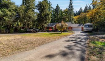 1587 Starveout Creek Rd, Azalea, OR 97410