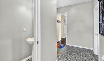 355 WESTVIEW Dr, Akron, PA 17501