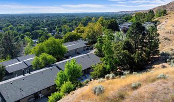 4890 N Bitterbrush Dr, Boise, ID 83703