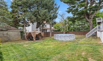 22 Whipple Ave, North Providence, RI 02911