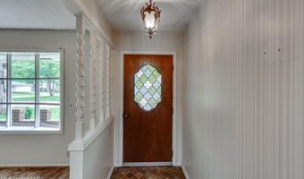 33 Pebble Hill Dr, Brandon, MS 39042