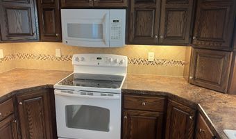 2519 Whisper Wind Dr, Aberdeen, SD 57401