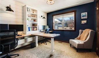 820 Rusty Ct, Altoona, WI 54720