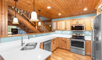 575 BUFFALO Dr, Alpine, WY 83128