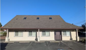 616 HEMLOCK St, Brookings, OR 97415