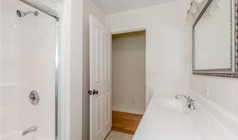 167 Cranberry Ridge Rd, Glocester, RI 02857