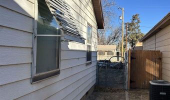 402 Rosedale St, Carlsbad, NM 88220