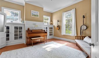300 Virginia St, Ashland, VA 23005