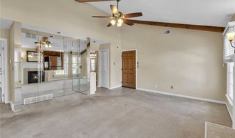 660 Youngs Rd E, Amherst, NY 14221