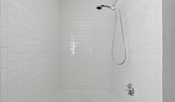 95 Moravia Rd, Avon, CT 06001