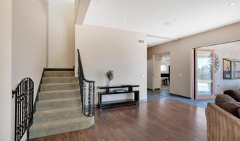 3181 Goldenspur Dr, Camarillo, CA 93010