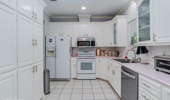 947 Judy Ln, Benton, LA 71006