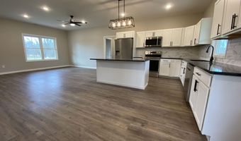 10 Trinton Ave, Bedford, IN 47421