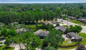 21 Tee Ct, Amherst, NY 14221