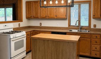 726 Long Lake Ave, Alpena, MI 49707
