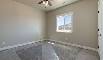 1140 S Independence Way, Big Water, UT 84741