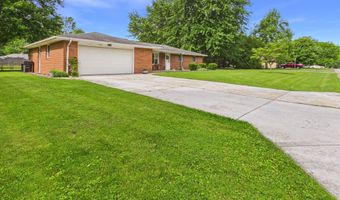 107 Tanglewood Dr, Anderson, IN 46012
