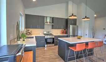 951 Hidden Valley Dr, Glenwood Springs, CO 81601