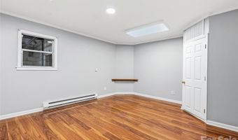 5 Woodland Dr C, Asheville, NC 28806