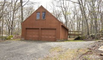51 Ironworks Rd, Clinton, CT 06413