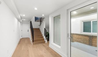 212 S Pacific Street 214, Oceanside, CA 92054