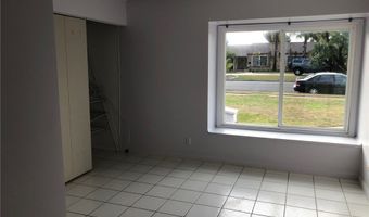 1435 W Westmont Dr, Anaheim, CA 92801